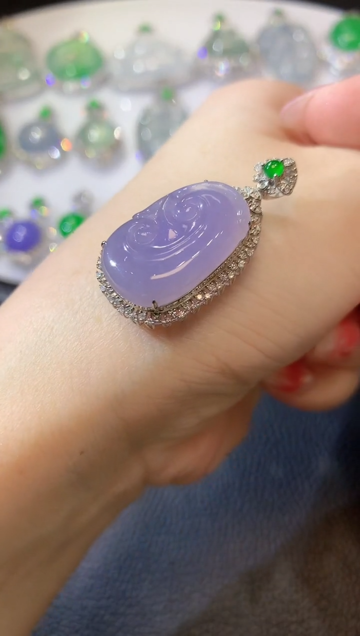 【闪购商品】翡翠吊坠(不含链)18K金镶嵌C7 紫货有一定色差