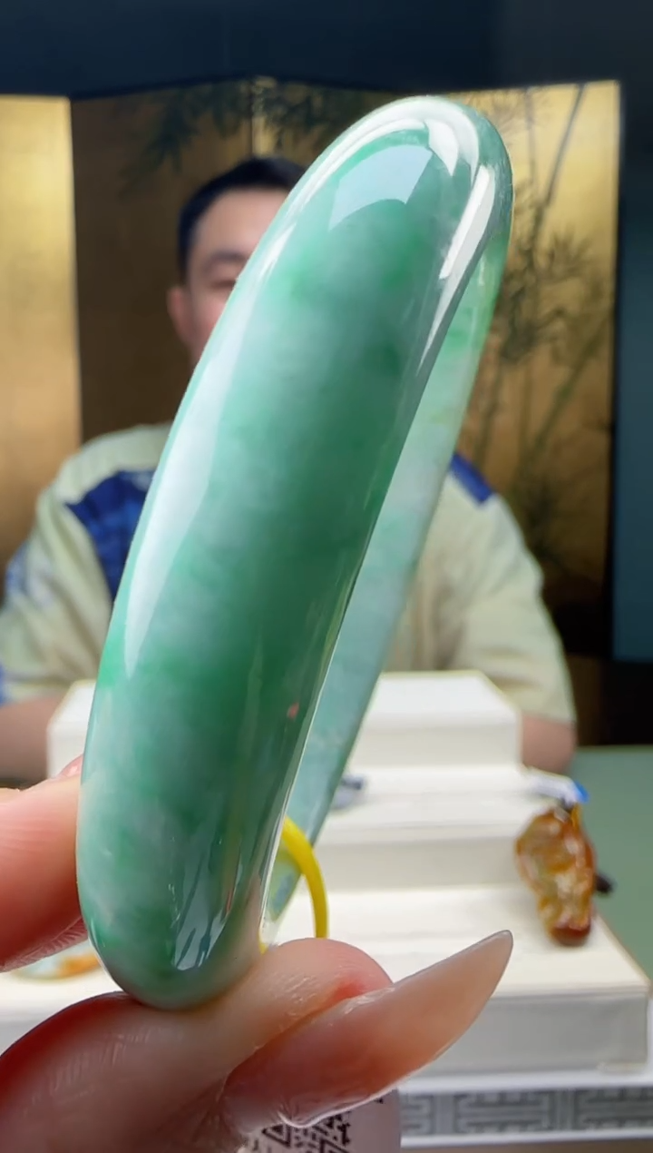 【闪购商品】翡翠手镯未镶嵌YJ@@960Q3J12357