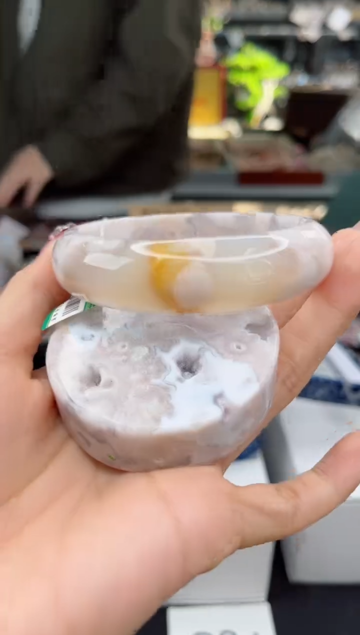 【闪购商品】石英质玉手镯未镶嵌61圈口（赠品镯心）1491297