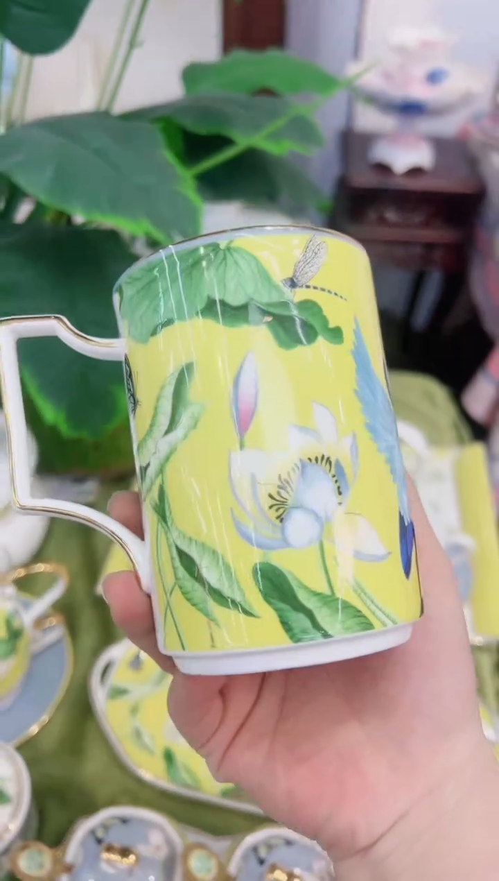 【闪购商品】骨瓷口杯·