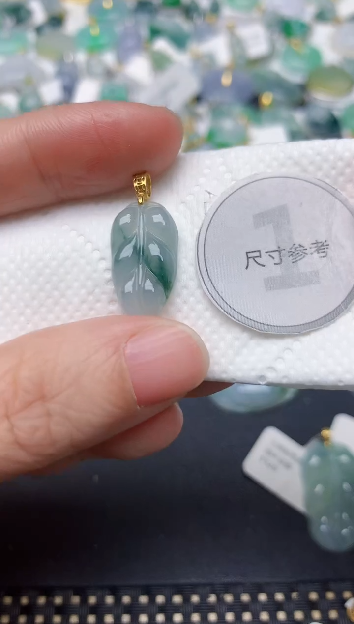 颈饰未镶嵌翡翠天然缅甸A货翡翠