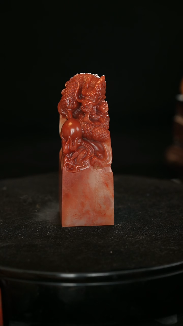 【闪购商品】寿山石精工龙戏珠-林端鸿