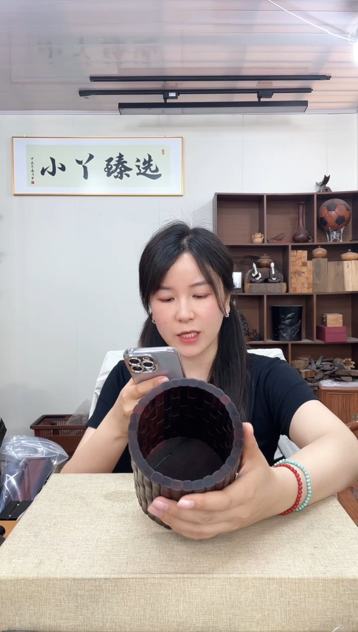 051小叶紫檀竹节笔筒木木木