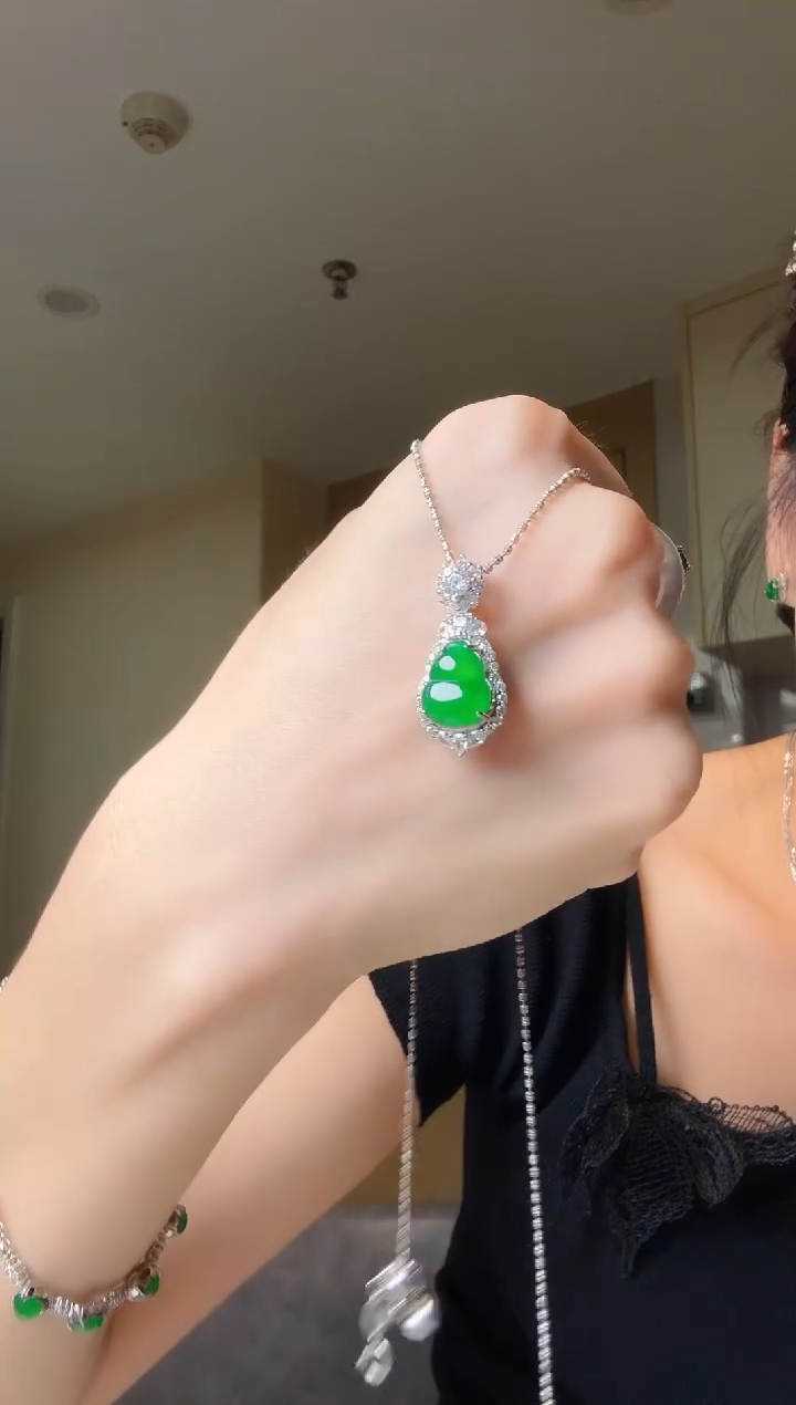 翡翠银S925镶嵌吊坠(不含链)天然翡翠吊坠