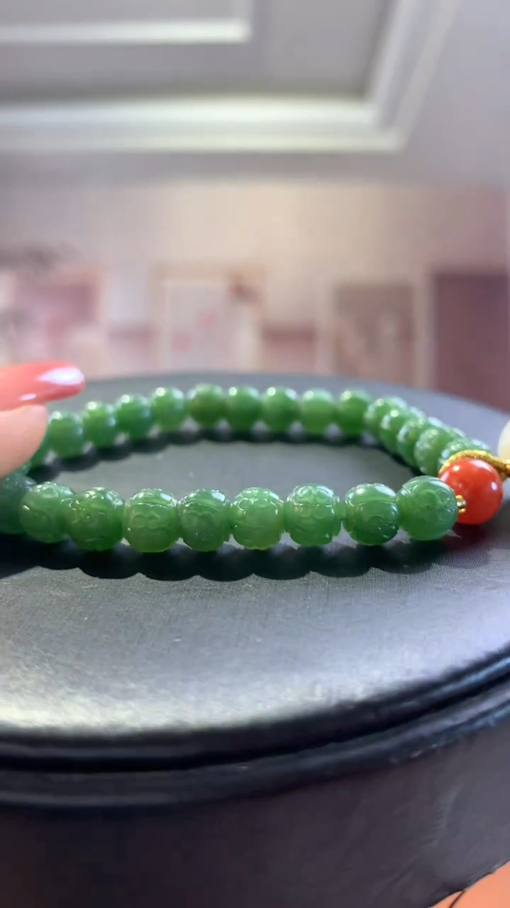 【闪购商品】和田玉手串未镶嵌碧玉雕刻莲花珠单圈