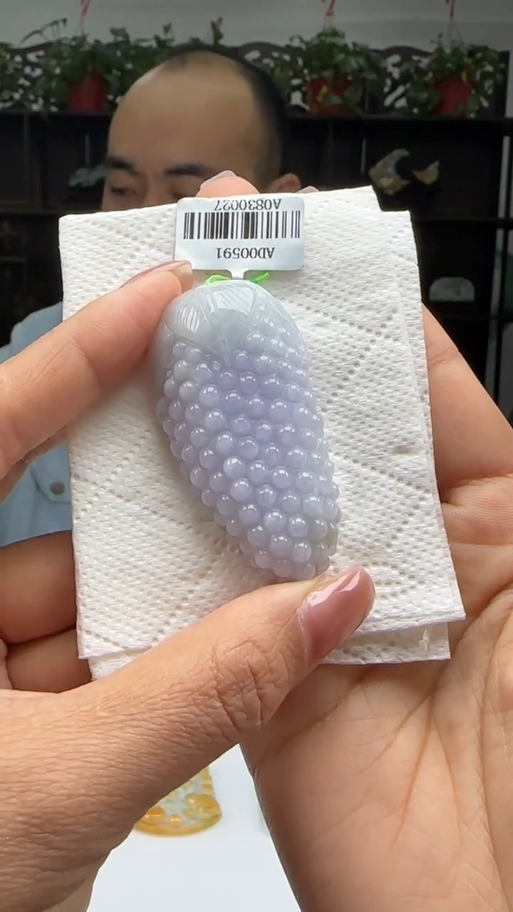 【闪购商品】翡翠颈饰未镶嵌天然翡翠A货吊坠