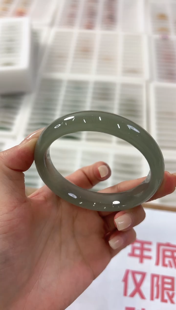 未镶嵌手镯石英质玉66-57D