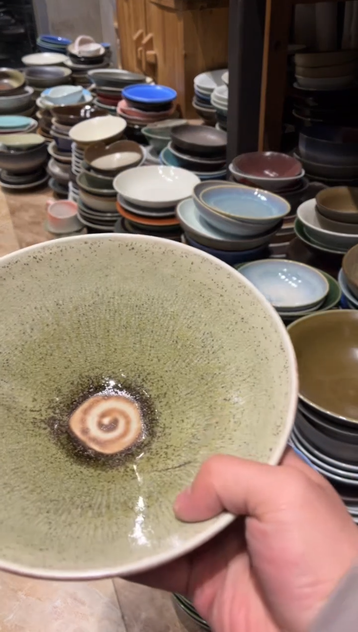 【闪购商品】瓷片918 苏打绿斗笠面碗1个