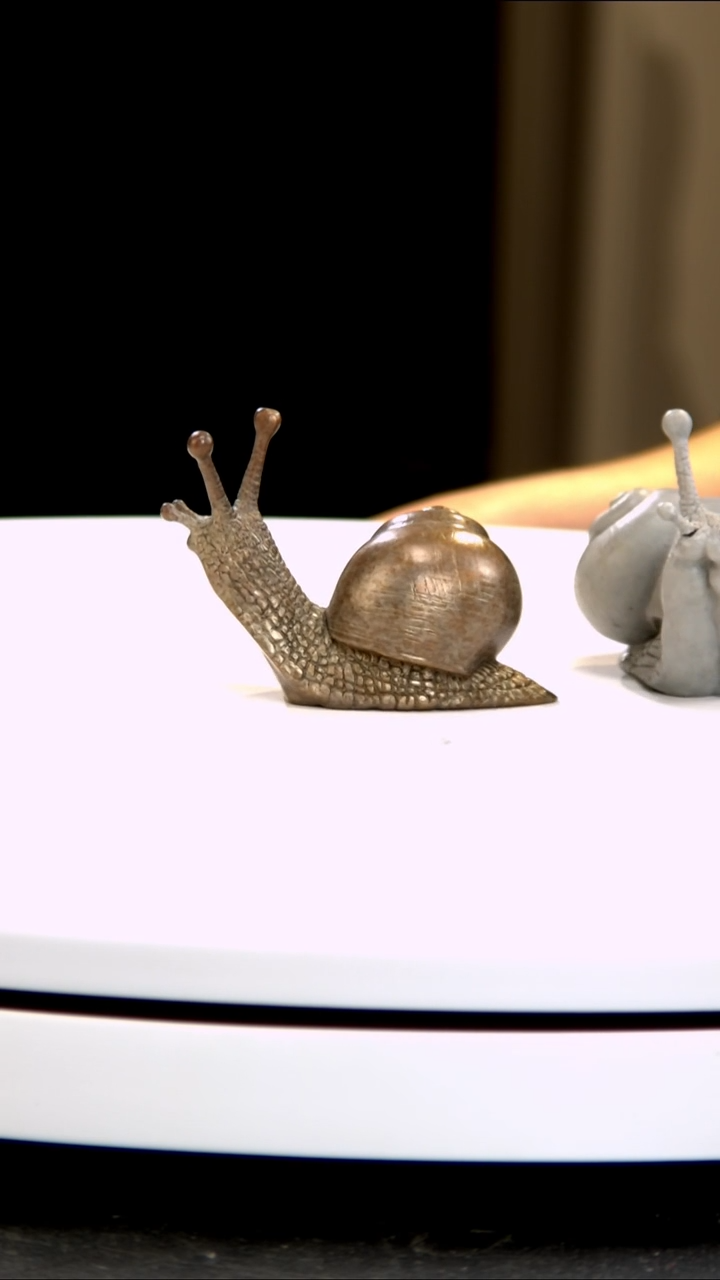 铜原创蜗牛雕塑摆件《小蜗》
