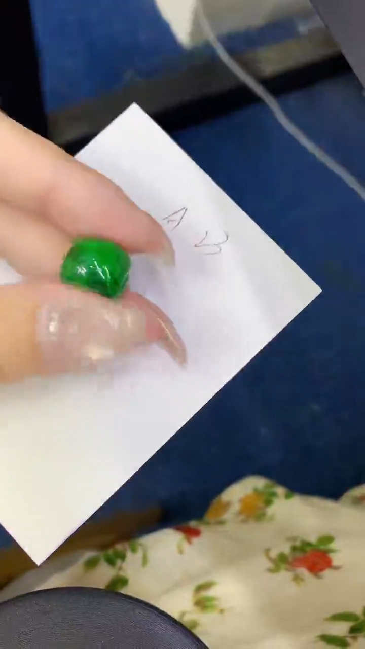 颈饰未镶嵌翡翠缅甸天然翡翠A货