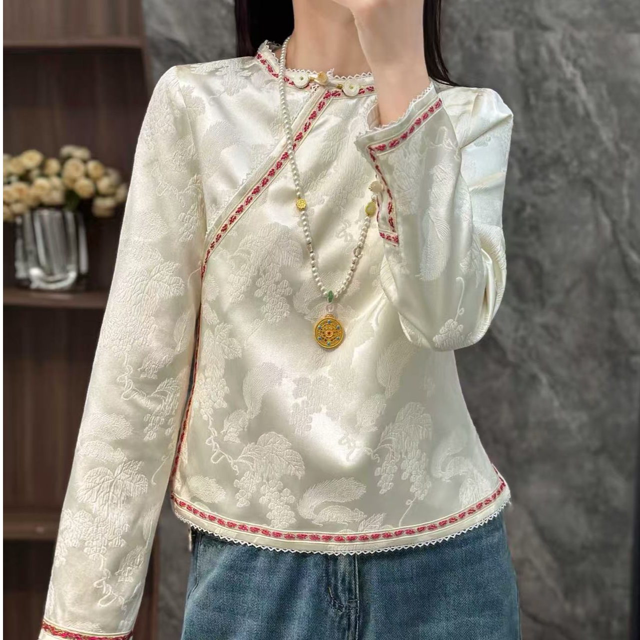 南油高端早春新款桑蚕丝冠乐绉新中式简约百搭斜襟打底女上衣