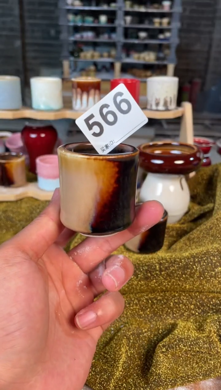 【闪购商品】摆件566小芳直播编号