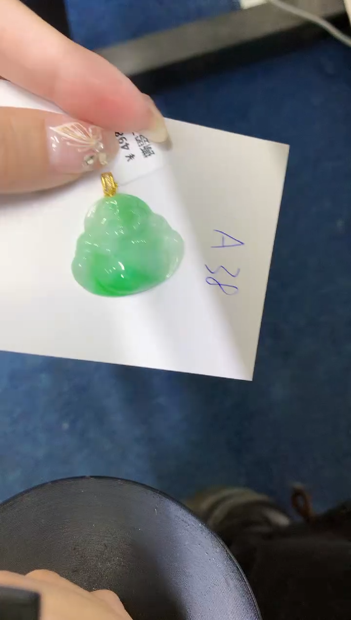 【闪购商品】翡翠颈饰18K金镶嵌0000000000