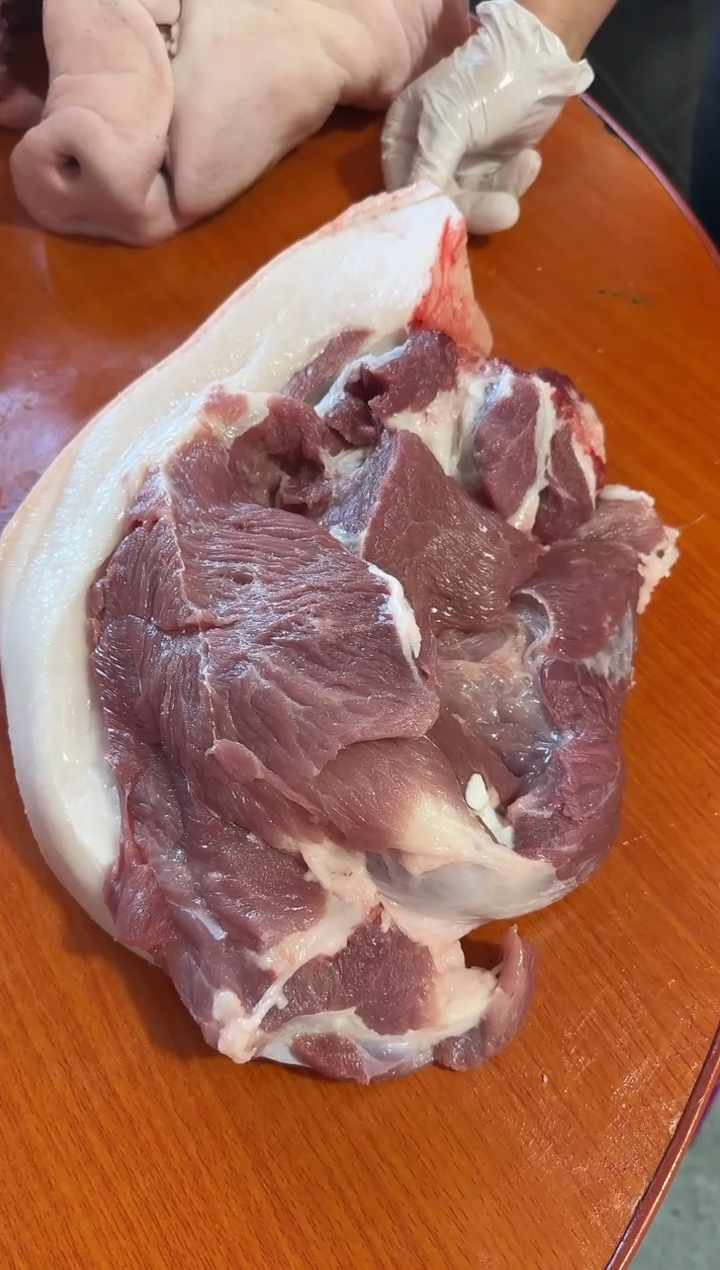 中国大陆180食用农产品踏****?猪前漕肉3.42踏雪寻梅