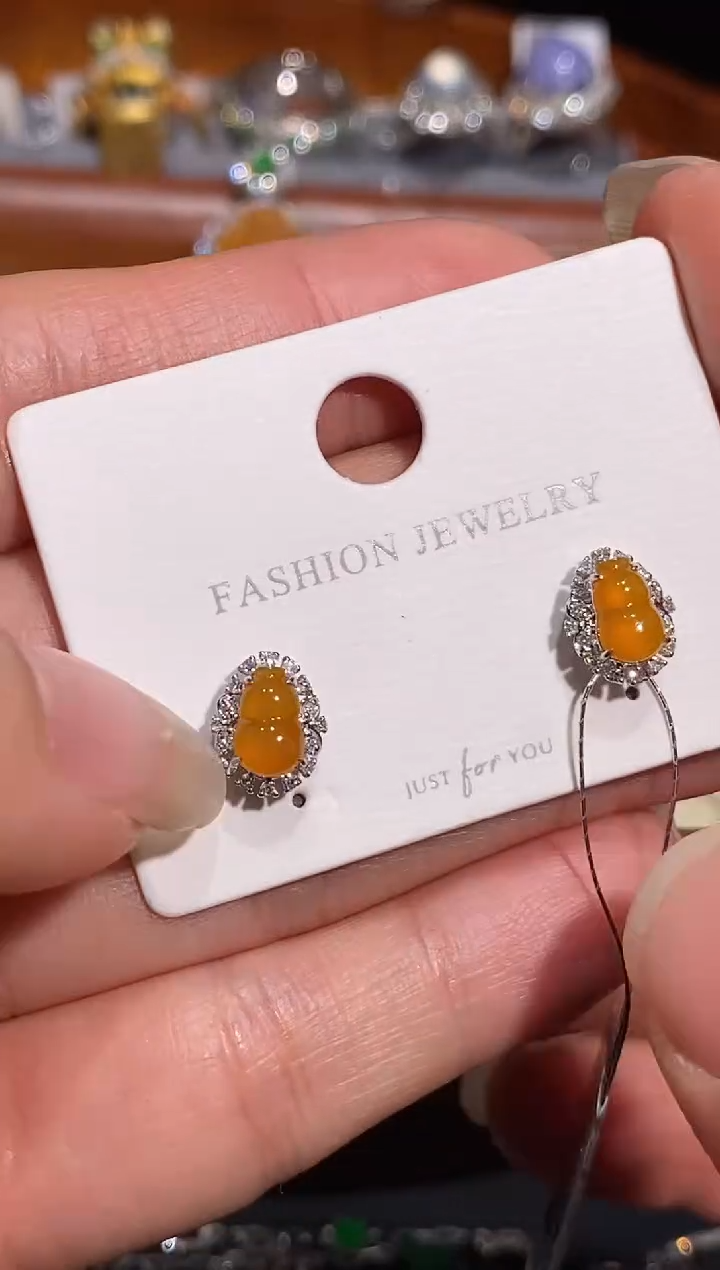 【闪购商品】翡翠耳饰18K金镶嵌耳饰