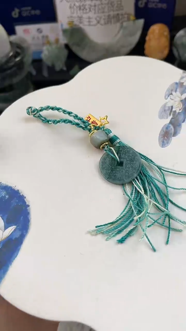 未镶嵌手链翡翠手工定制主默认微瑕播介绍为准