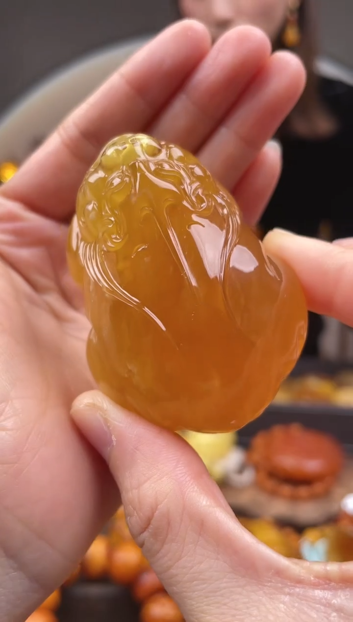 【闪购商品】琥珀裸石未镶嵌首饰 假1赔4 （多样性发货1件