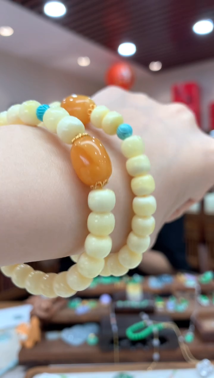 【闪购商品】蜜蜡手串未镶嵌手串多样性发货1件