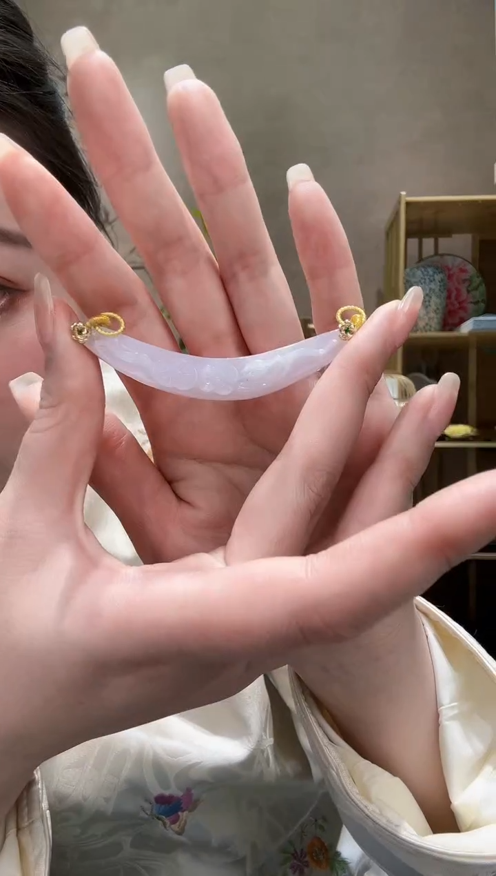 【闪购商品】翡翠颈饰未镶嵌吊坠