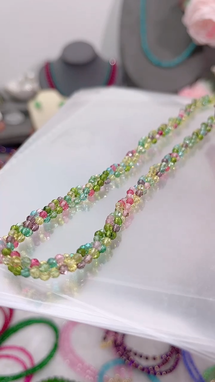 颈饰银S925镶嵌尖晶石彩麻花39.9