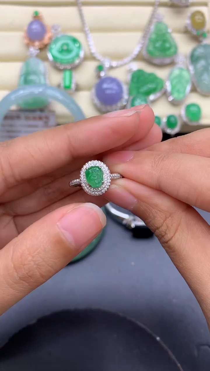 【闪购商品】翡翠戒指18K金镶嵌91-中国好珍宝