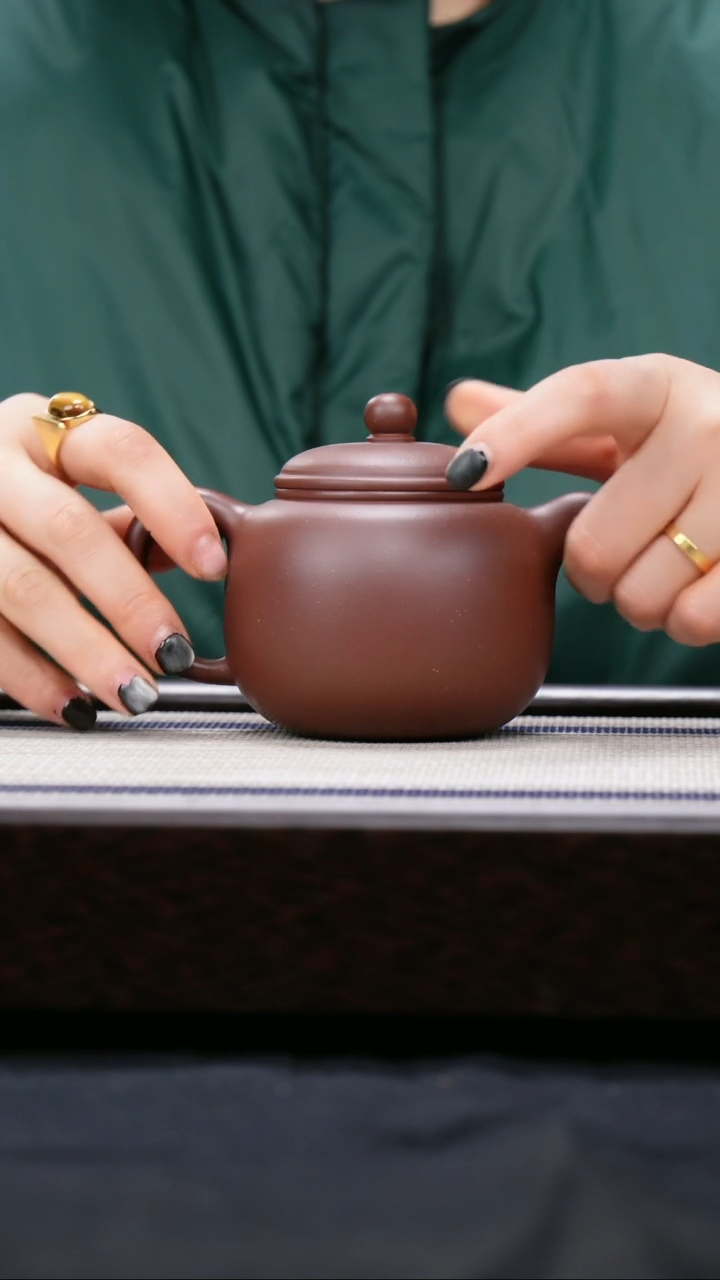 【闪购商品】紫砂茶壶三号井底槽青 匏樽壶