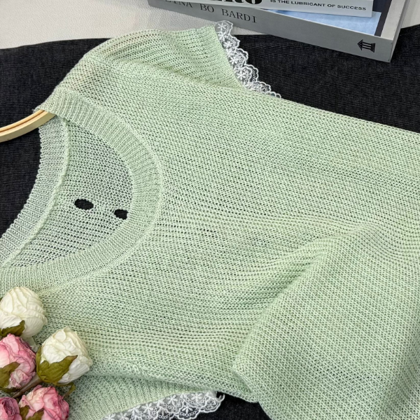 【绿色蕾丝袖】新款气质款针织短袖上衣QC2838