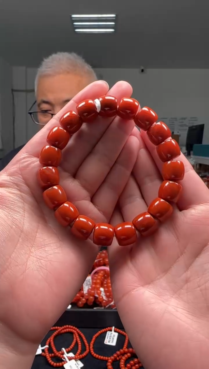 【闪购商品】南红玛瑙12mm瓦西手串直切未镶嵌多样性发一件