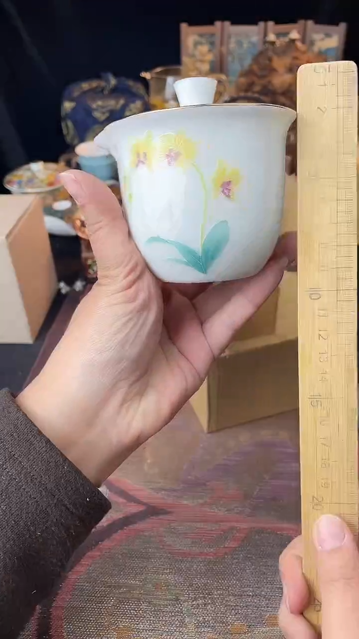 瓷片如****堂散瓷默认微瑕，看清尺寸品相再拍