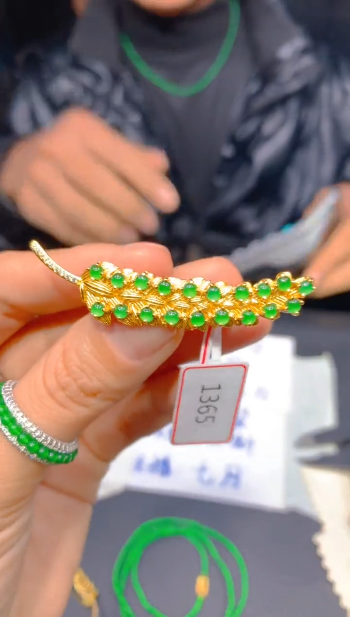 【闪购商品】定制翡翠未镶嵌115多样性发货（发其一）