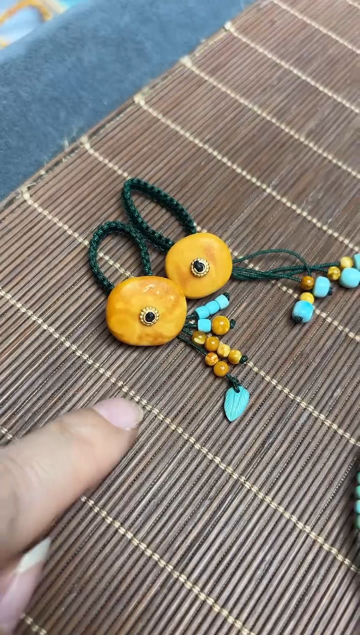 蜜蜡颈饰未镶嵌多样性发一件设计款