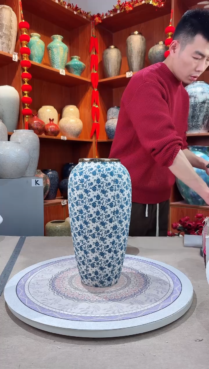 【闪购商品】瓶陶瓷花瓶 无花 白底小兰花大号