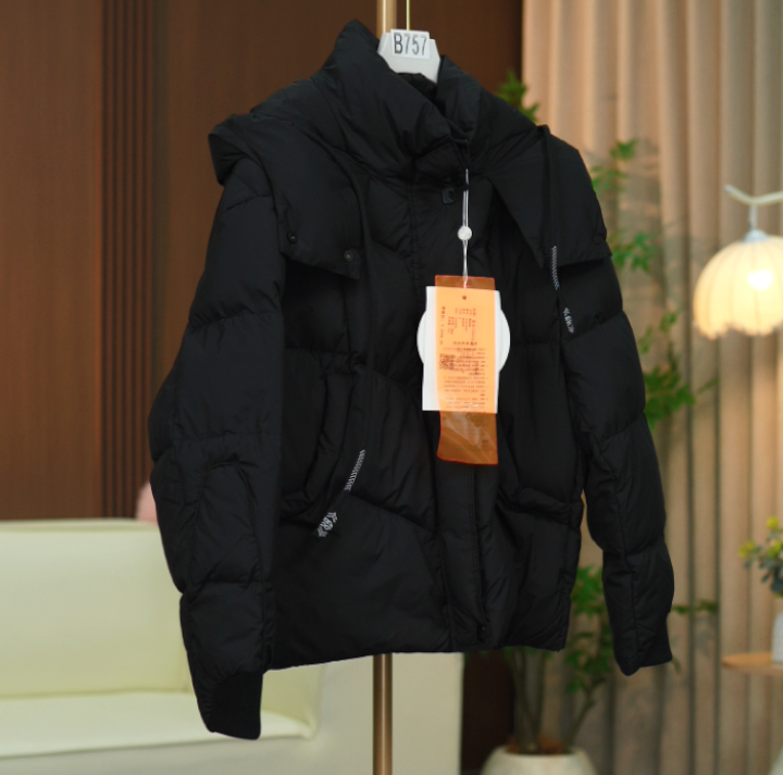 757 AA75女装连衣裙（优选默认剪标偶有微瑕介意不拍）