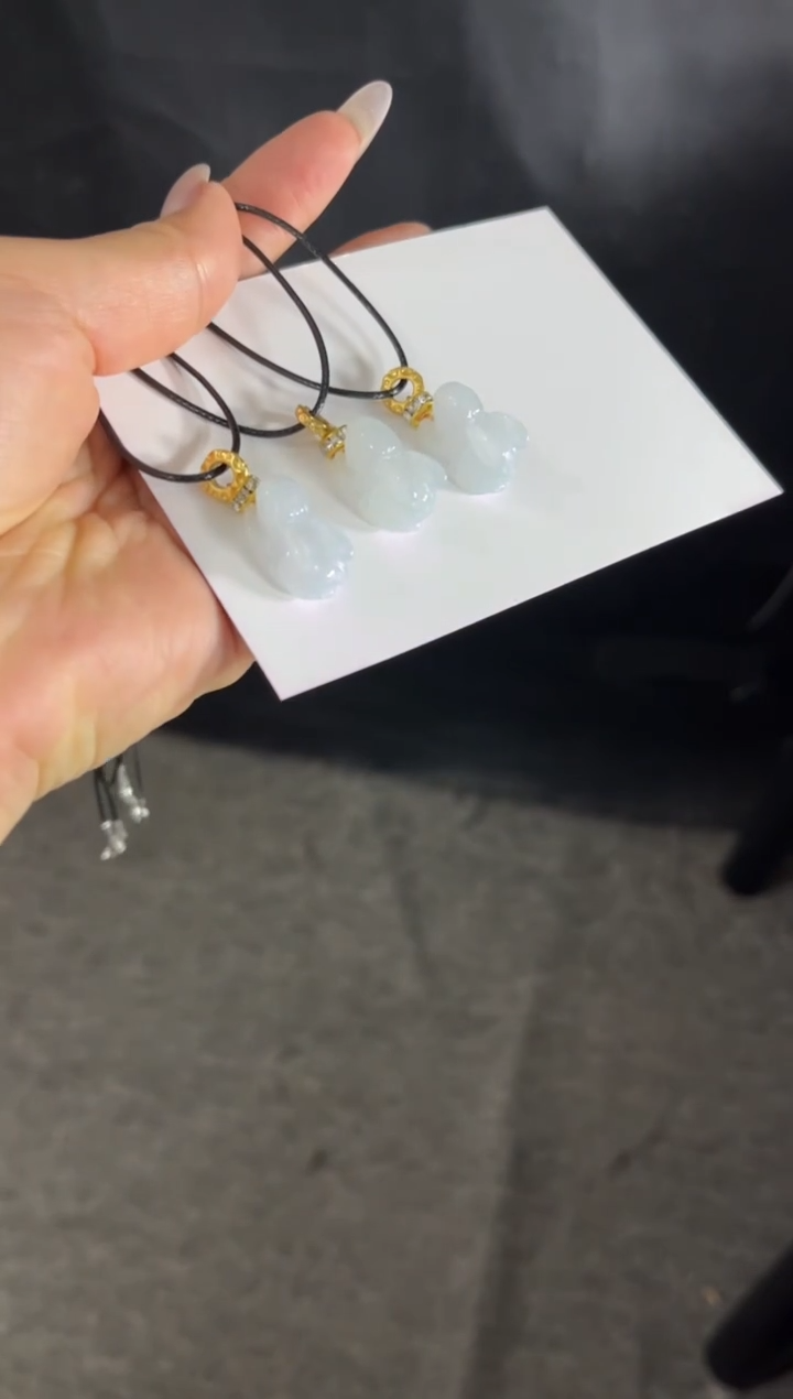 颈饰未镶嵌翡翠小兔【多样性发1】