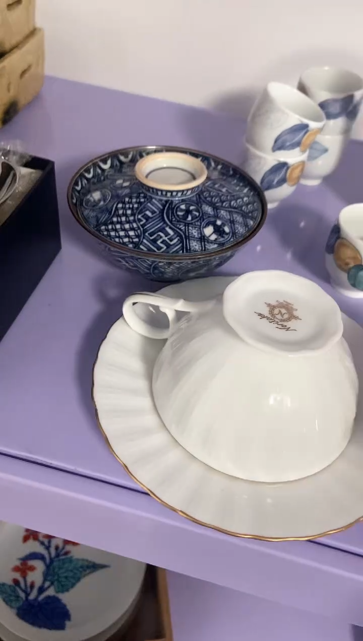 瓷片幸**草中古商品谨慎参拍默认微瑕今右+一乐+白咖啡杯