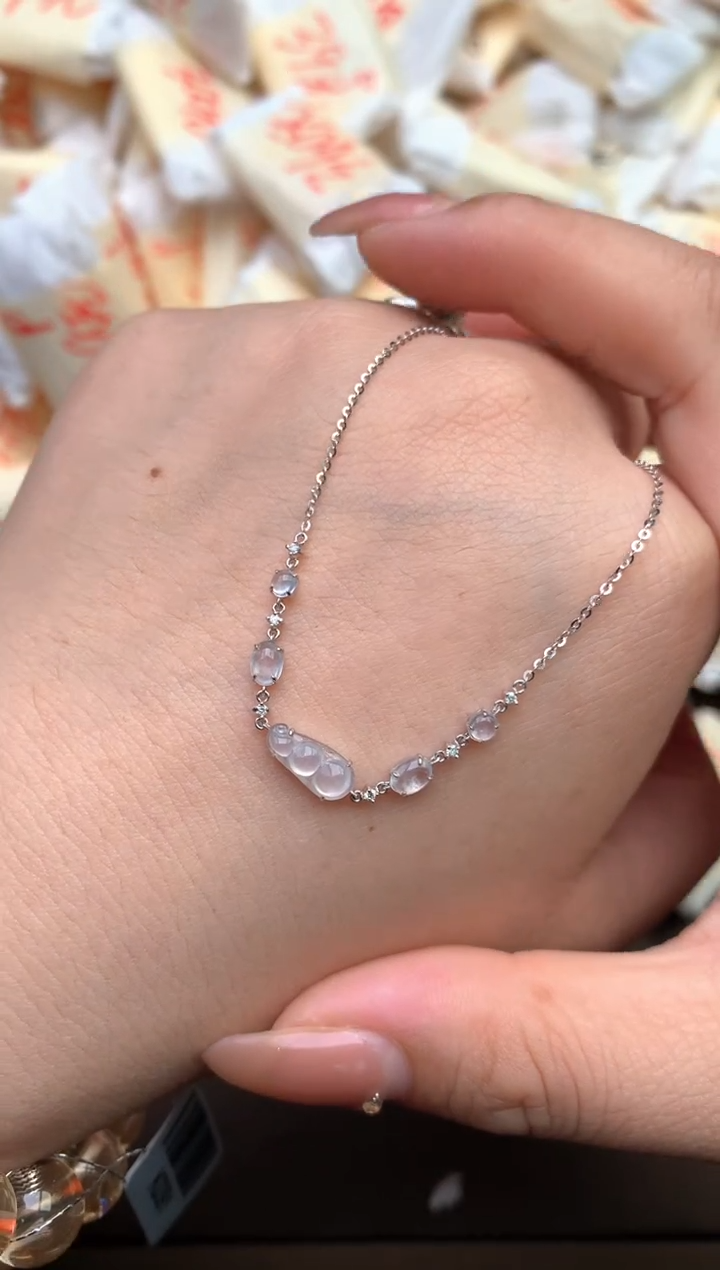 【闪购商品】18K金镶嵌翡翠手链—