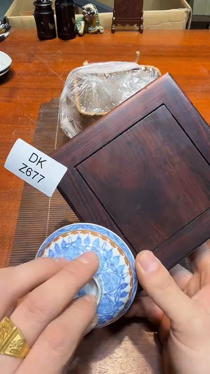 瓷片母****猪哈哈哈哈哈677