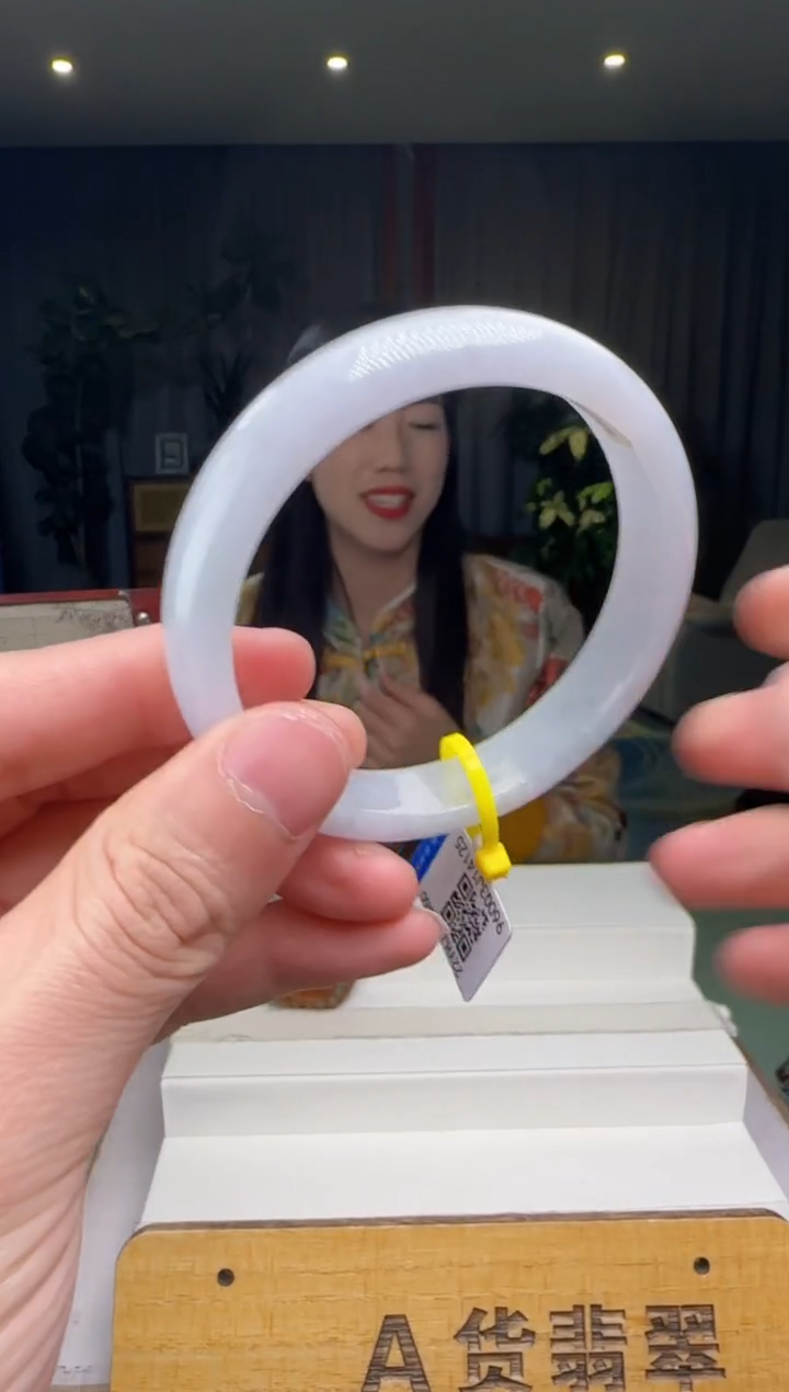 【闪购商品】翡翠手镯未镶嵌DY@@960Q3J14125