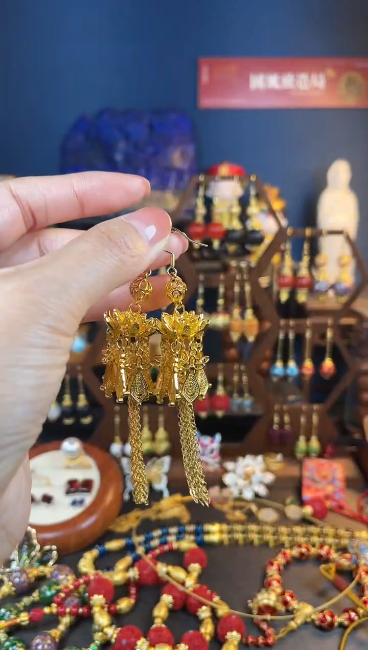 【闪购商品】206号大小莲花珐琅耳钩