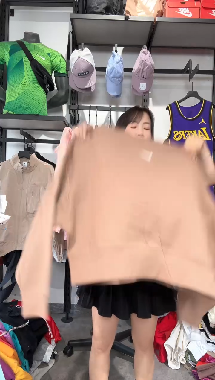 1153   编码 瑕疵款直播间过款为准 尺码 