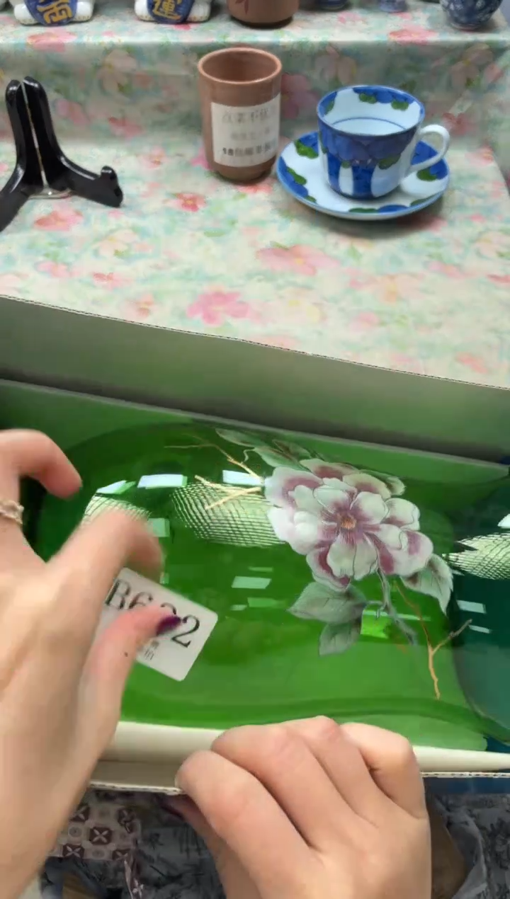 手工艺品琉璃小*       B622*