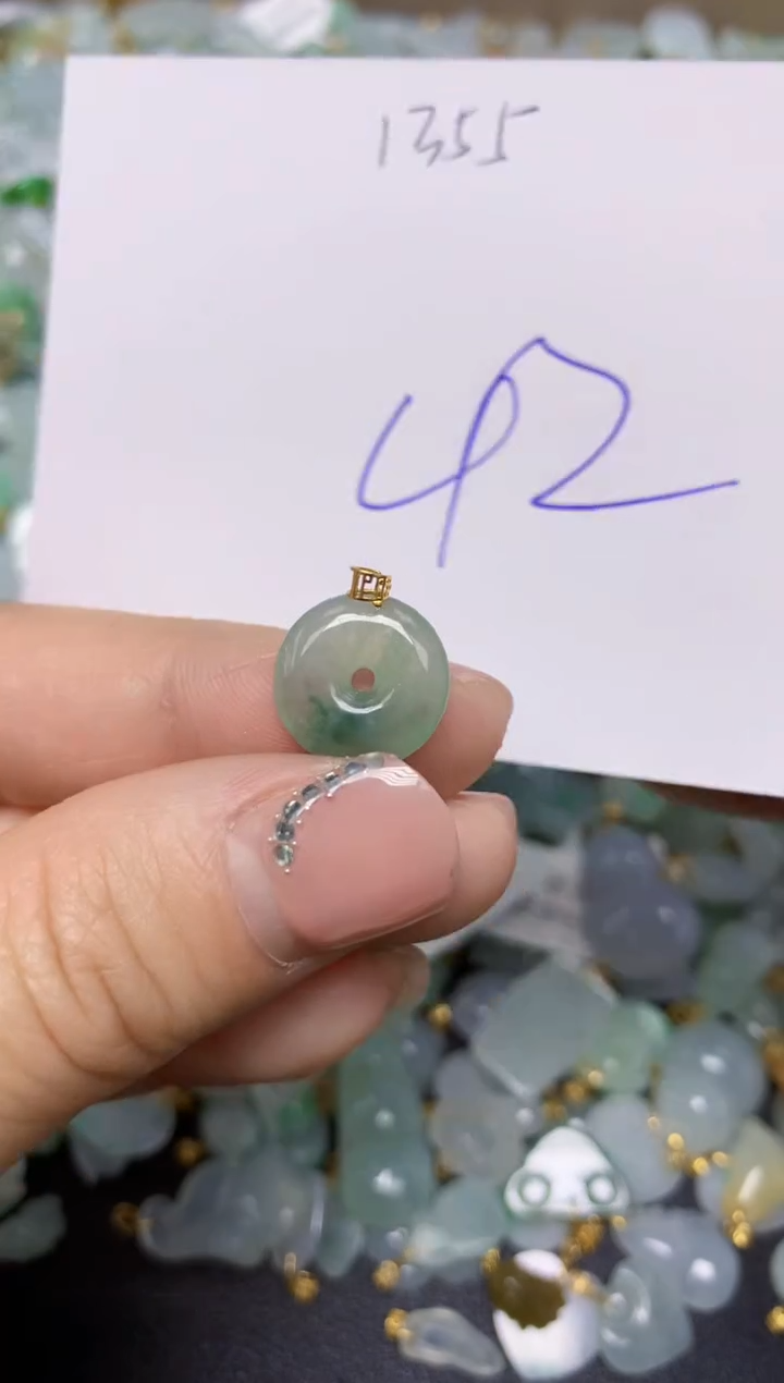 【闪购商品】翡翠挂件18K金镶嵌 天然翡翠A货