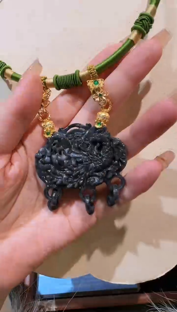 【闪购商品】翡翠颈饰未镶嵌国风