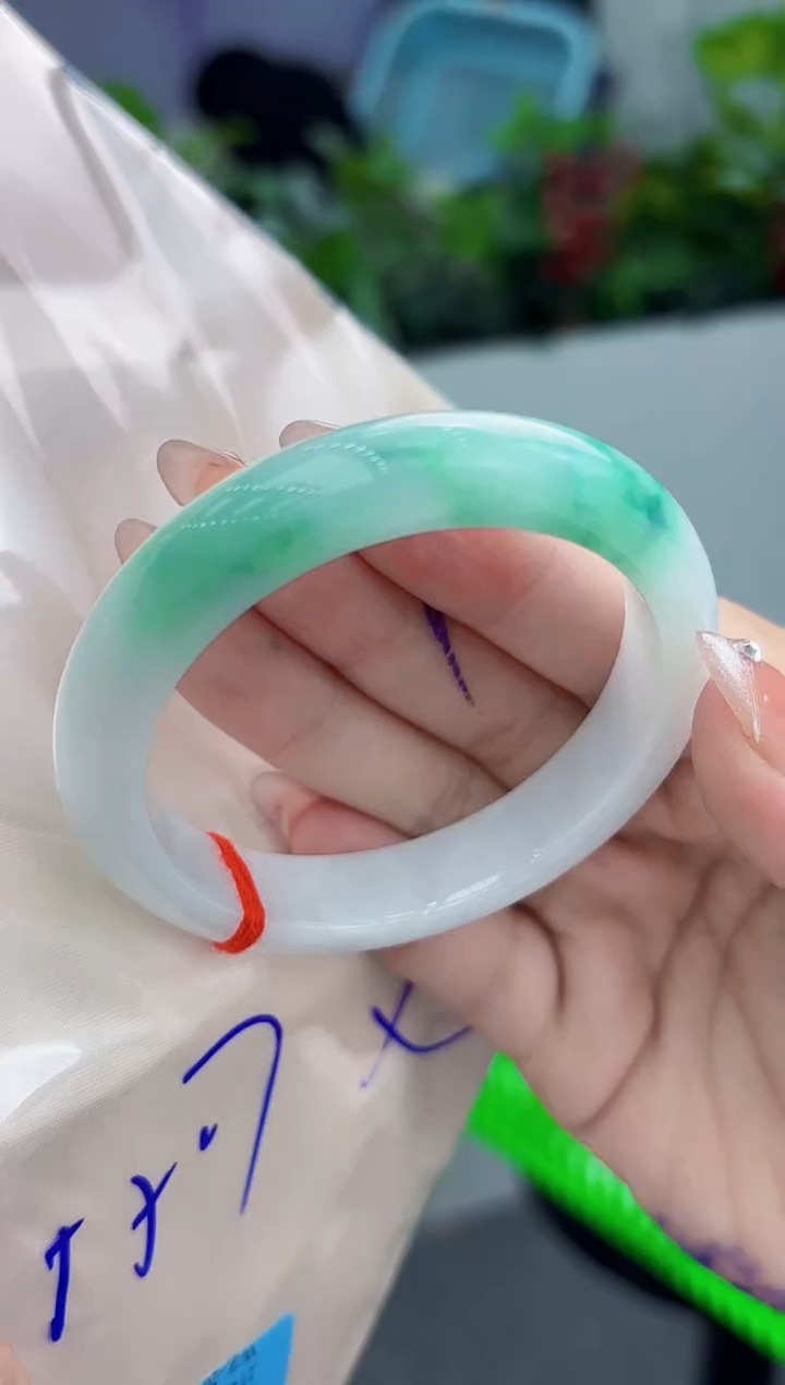 【闪购商品】翡翠手镯未镶嵌翡翠手镯