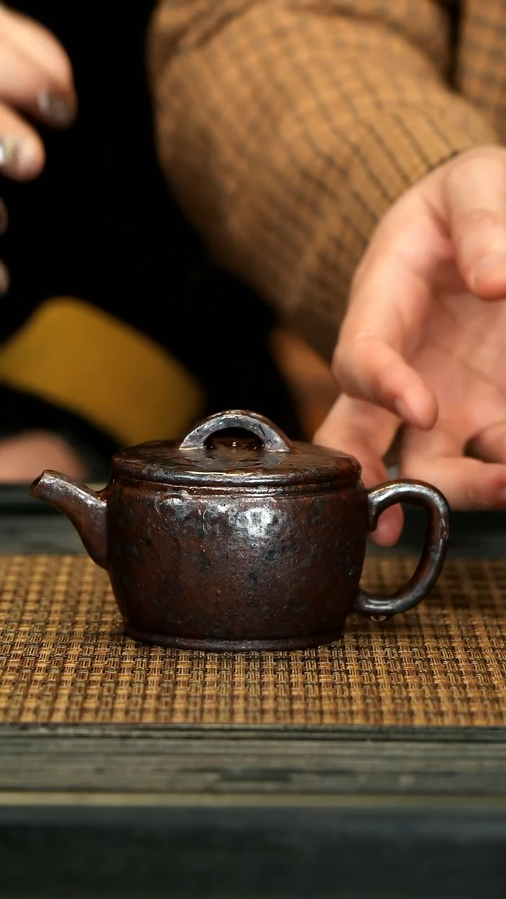 【闪购商品】紫砂茶壶GFY32汉瓦 崖沉木柴烧