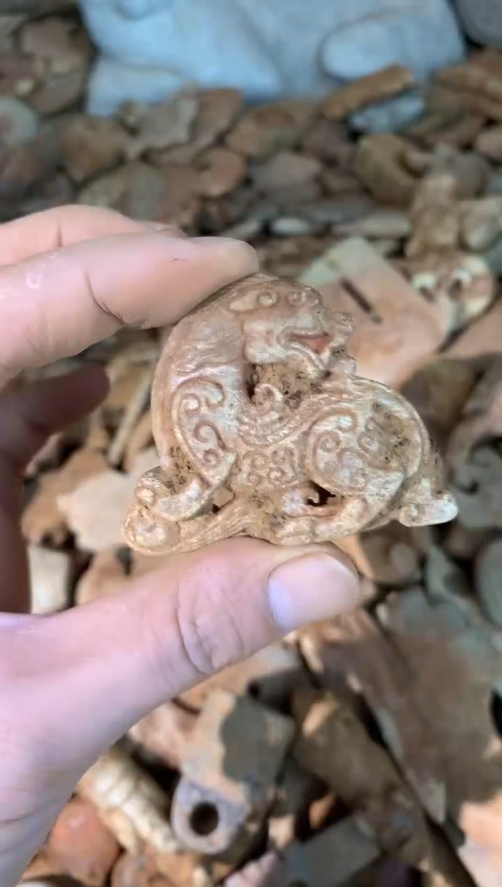 和田玉（糖玉）未镶嵌挂件以直播间实物图片为准