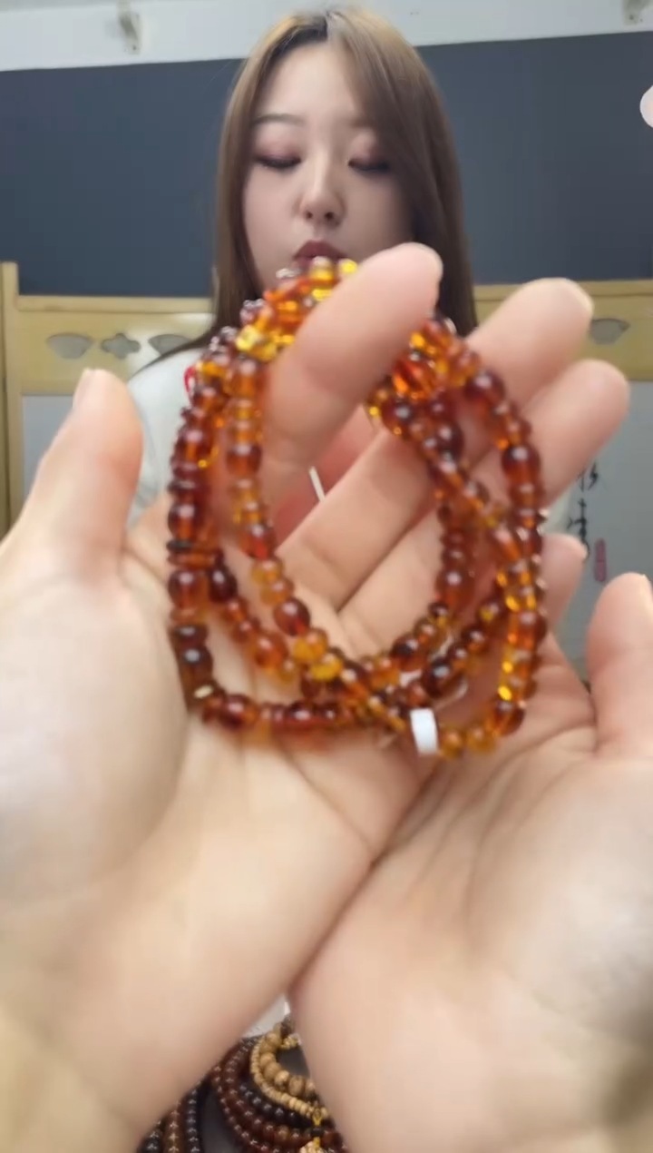 【闪购商品】琥珀裸石未镶嵌抚顺琥珀6+血珀设计链