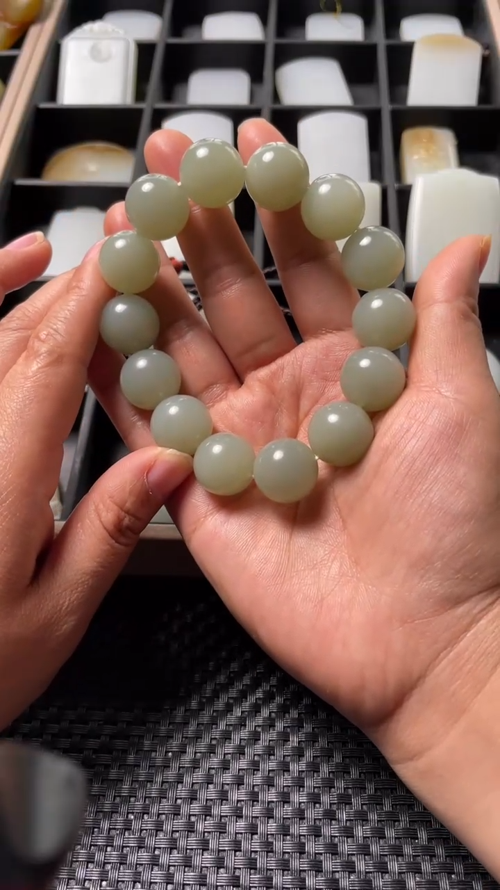 【闪购商品】和田玉（糖玉）手串未镶嵌和田玉