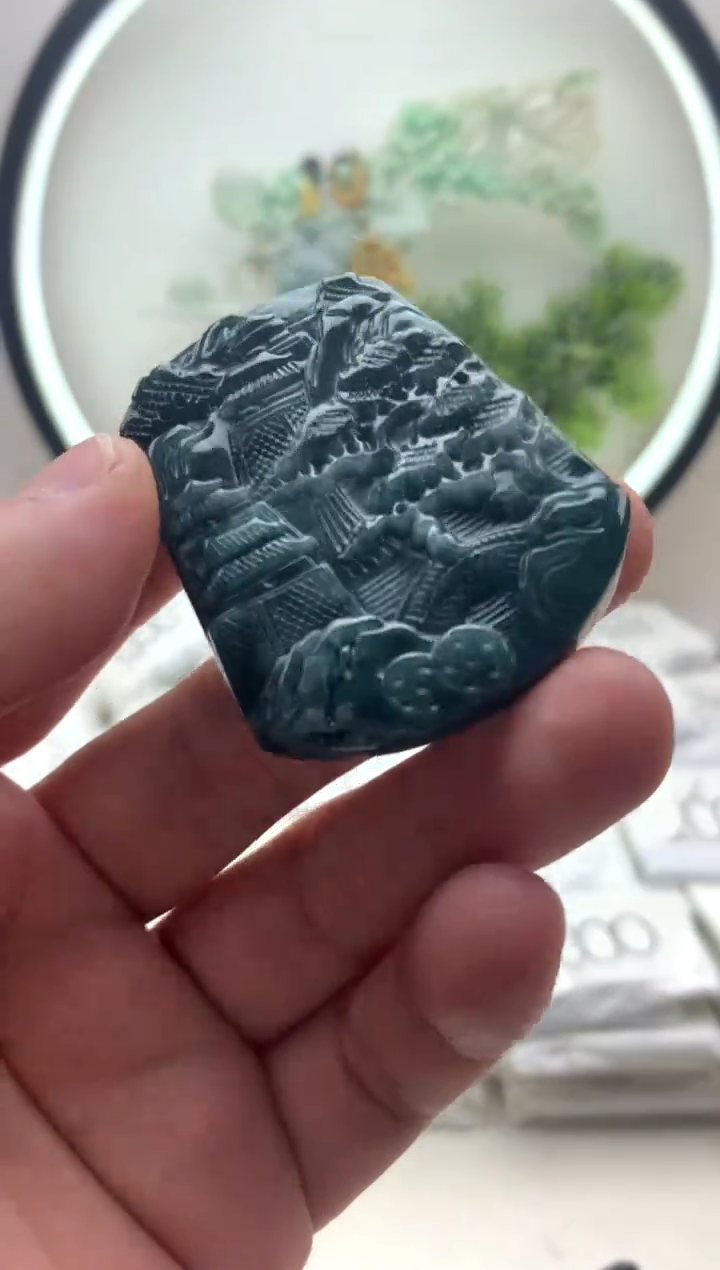 颈饰未镶嵌翡翠山水牌