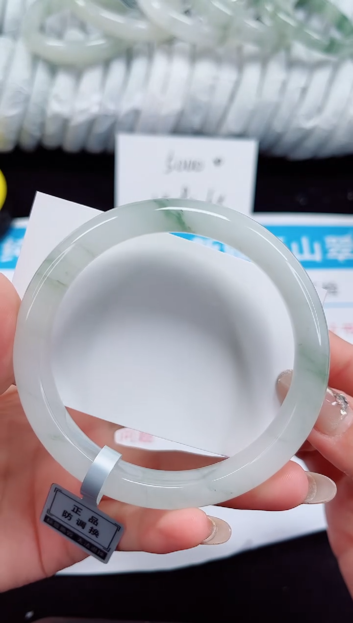 未镶嵌手镯石英质玉53-64/65